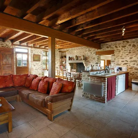 Treignat, 4 Pièces, 6 Personnes - Fr-1-489-56 Casa vacanze