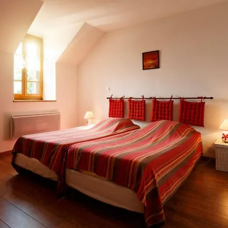 Treignat, 4 Pièces, 6 Personnes - Fr-1-489-56 Casa vacanze *
